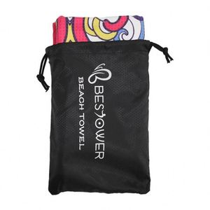 Serviette gaufrée en microfibre recyclée à partir de fibres de bouteilles en plastique RPET, imprimée, avec sac - Product Image 1