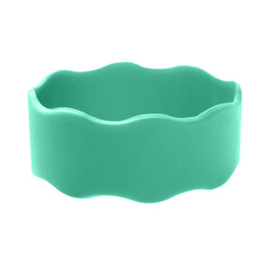 Funda de silicona de grado alimenticio Yulixin para biberón, diseño hueco, antideslizante, reutilizable, lavable, estilos ondulados y planos - Product Image 5