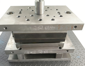 Produttore di Stampi del Guangdong, Stampi per Punzonatura Metalli, Stampi Progressivi, Stampi Personalizzati, Fabbricazione di Stampi, Parti Hardware Stampate - Product Image 1