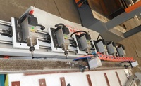 Machine à travailler le bois en vente directe du fabricant chinois, machine de fraisage et de perçage CNC pour la fabrication de portes en pin