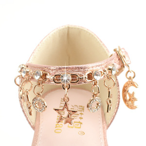 Nuovi sandali estivi da <span class=keywords><strong>bambina</strong></span> alla moda con paillettes scarpe da prestazione per bambini <span class=keywords><strong>tacchi</strong></span> alti da <span class=keywords><strong>bambina</strong></span> 26-38 - Product Image 6