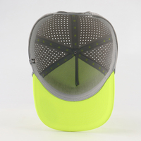 Casquette de baseball personnalisée à 5 panneaux avec logo en PVC caoutchouté, casquette de golf imperméable perforée au laser, chapeau de golf en polyester vert avec cordon