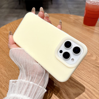 Coque de téléphone en silicone mat souple + PC, protection double couche avec protection de caméra surélevée pour iPhone 17/17 Air/17 Pro