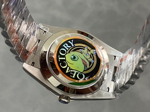 นาฬิกาหรู หน้าปัดไล่เฉดสีน้ำเงิน รุ่นคุณภาพเยี่ยมจากโรงงาน QF รุ่นถ่วงน้ำหนัก ปฏิทินรายสัปดาห์ กลไก 2836 น้ำหนักประมาณ 183 กรัม - Product Image 6