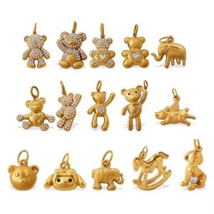 Teddy y sus amigos |   Dijes de Acero Inoxidable con Baño de Oro PVD de 18K y Circonitas Cúbicas con Diseño de Oso y Perro para Fabricación de Joyas |   Colgante Infantil de Animalitos Adorables y Juguetones - Product Image 2