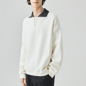 <span class=keywords><strong>Felpa</strong></span> da Uomo Oversize <span class=keywords><strong>con</strong></span> <span class=keywords><strong>Colletto</strong></span> a Contrasto, Scollo a V <span class=keywords><strong>Bianco</strong></span> Crema <span class=keywords><strong>con</strong></span> <span class=keywords><strong>Colletto</strong></span> Polo Strutturato - Product Image 3