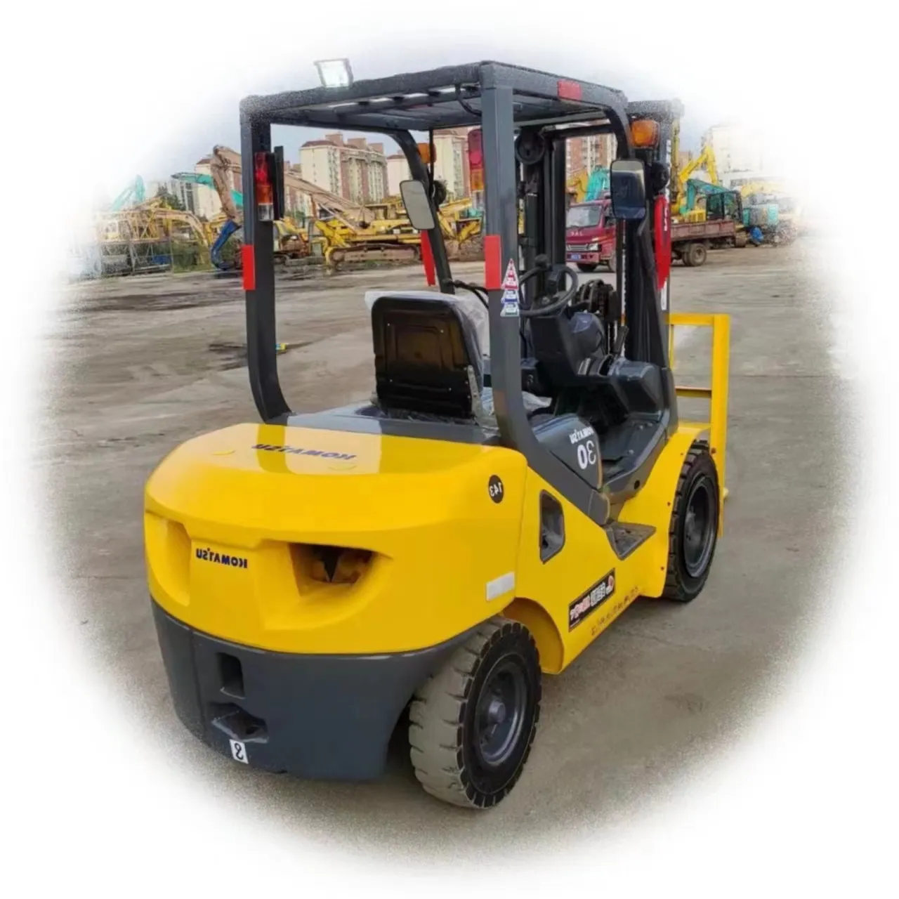 Tercih edilen performans ile kullanılan Komatsu30 Forklift/sıcak satış için kullanılan Komatsu30