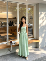 Robe longue décontractée sans manches pour femme, style empire, à rayures romaines et décoration florale sur la poitrine, dernière mode été 2026, vente en gros