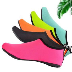 Cómodos zapatos de surf para nadar en la playa para hombres, mujeres, niños, serie <span class=keywords><strong>Flamingo</strong></span> con plantilla de malla con logotipo personalizado - Product Image 1