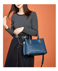 2025奢华设计师鳄鱼纹真皮女式斜挎包定制批发手袋直接供应商 - Product Image 6