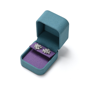 Caja de Joyería para Anillos y Aretes de Microfibra con Logotipo Personalizado FANXI, con Forro Extraíble - Product Image 4