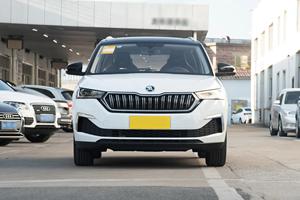 2024 <span class=keywords><strong>Skoda</strong></span> <span class=keywords><strong>KAMIQ</strong></span> GT Manual pequeño SUV 5 asientos 178 Km/H velocidad familiar automático R17 Metal chino barato vehículos de gasolina Coche - Product Image 3