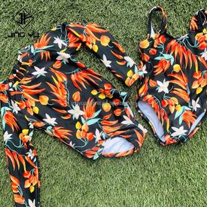 Traje de Baño para Bebés y Niños de Tela Reciclable de Secado Rápido con Estampado Digital Personalizado de Alta Calidad al por Mayor - Product Image 3