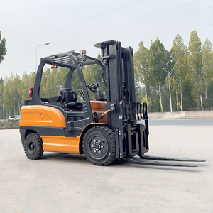 Montacargas Totalmente Eléctrico de 7t con Capacidad de 7000 Kilogramos con Sistema Hidráulico de Cero Emisiones en Oferta y Disponible - Product Image 2