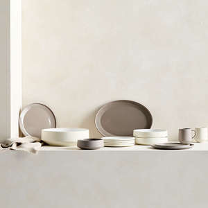 Vajilla de Porcelana Taupe Minimalista de Lujo, Apta para Lavavajillas y Microondas, Sostenible y Personalizable para Uso en el Hogar y Restaurantes - Product Image 5