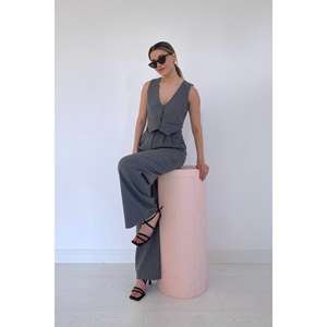 Combinaison grise rayée moderne pour femme, taille haute, tissée, pour le bureau - Product Image 6