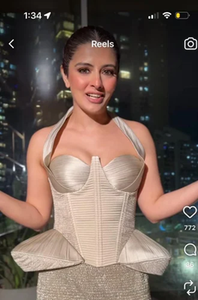 Ventes en gros de hauts noirs pour filles avec motif imprimé, manches courtes, col rond, taille personnalisée, hauts noirs pour filles - Product Image 4