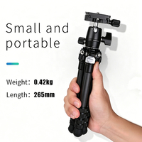 Nouveauté, vente flash, kit de diffusion en direct, trépied léger et portable en fibre de carbone pour appareil photo avec clip pour téléphone