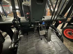 Montacargas Eléctricos Nuevos de Alta Calidad de China con Manejo Eficiente, Capacidad de 3.0 y 3.5 Toneladas, Batería de Litio - Product Image 6