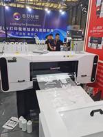 Impresora DTF Modelo 2025 de 60 cm/24 pulgadas con 4 cabezales Epson I3200A1 para impresión de película PET, camisetas, sudaderas, uniformes y etiquetas