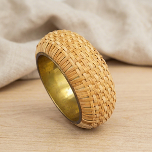 Pulseras de mimbre tejidas a mano a la moda, brazaletes de ratán grueso marrón para mujer, conjunto de pulseras de estilo bohemio. - Product Image 1