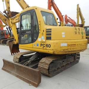Libérez le plein potentiel de votre chantier avec le Komatsu PC60-8 : Optimisez votre chantier avec notre engin d'occasion durable et efficace. - Product Image 2