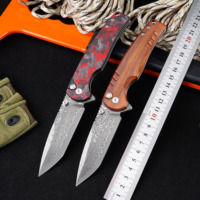 Couteau pliant GT-DM033-1 de style Tanto en acier Damas avec manche en fibre de carbone et bois d'acajou africain