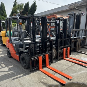 Klaar Om 2.5 Ton Gebruikte Vorkheftruck <span class=keywords><strong>Fd25</strong></span> Japan Originele Fd30 Fd60 Fd70 Vorkheftruck 3 Ton Elektrische Vorkheftrucks Te Verzenden - Product Image 3