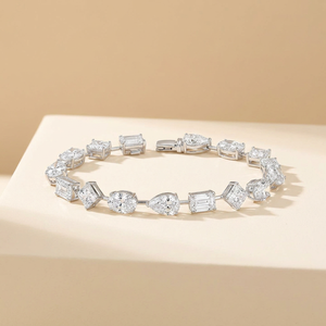 กำไลข้อมือเพชรเทียม 1 กะรัต 18K แบบสั่งทำพิเศษ (CVD/HPHT ทรงแฟนซี) โดย ICEWALD ได้รับการรับรองจาก IGI สำหรับงานแต่งงานและงานหมั้น - Product Image 1