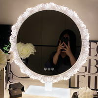 Vente en gros Miroir décoratif de maquillage tournesol moderne Miroir de maquillage cristal à trois couleurs avec gradation et atmosphère pour chambre à coucher Miroir de maquillage pour salle de bain à LED
