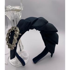 Diadema Elegante Hecha en Italia con un Toque Deslumbrante - Product Image 4