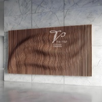Scultura da Parete Astratta in Legno Massello di Gomma, Design Moderno Personalizzabile, Realizzata a Mano, per Uso Commerciale, Arte da Appendere, Anniversario
