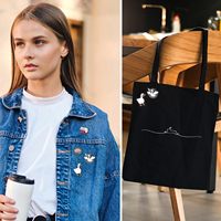 Hypercrafts – Épingles personnalisées en gros, badges métalliques, fabricant d'épingles en émail dur et doux, conception de logo personnalisé pour vêtements et cadeaux