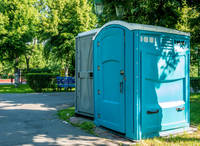 Usine en Chine Prix de gros Toilettes portatives Remorque Toilettes portatives publiques en plein air Remorque à vendre