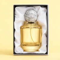 Flacon de parfum noir moderne de luxe 100 ml avec boîte et capuchon pulvérisateur pour parfum féminin avec couvercle de boîte