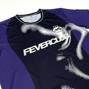 เสื้อยืดคอกลมโพลีเอสเตอร์แบบสปอร์ต พิมพ์ลาย ระบายอากาศ แห้งเร็ว เหมาะสำหรับฤดูร้อนและกิจกรรมกลางแจ้ง สวมใส่สบายๆ - Product Image 4