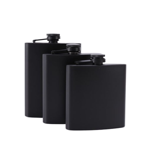 Flacon à liqueur carré personnalisé en acier inoxydable de 8 oz avec entonnoir, noir élégant, pour whisky et vin, idéal pour les fêtes, avec votre logo - Product Image 4