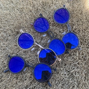 Lunettes Photochromiques Bleues Anti-Reflet Bloquant la Lumière Bleue Rétro Rondes en Alliage Noir pour Femmes et Hommes - Product Image 5