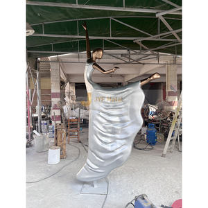 V276 Sculpture abstraite extérieure en métal Sculpture humaine polie en acier inoxydable à vendre - Product Image 4