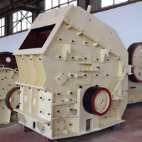Concasseur à percussion motorisé importé, équipement de broyage alimenté par moteur, concasseur à percussion pour minerais