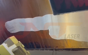 Di động 500 Wát làm mát bằng không khí Trọng lượng nhẹ <span class=keywords><strong>Robot</strong></span> chân không Laser Cleaner - Product Image 4