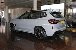 Venta al por mayor de coches para <span class=keywords><strong>BMW</strong></span> <span class=keywords><strong>X3</strong></span> M AWD 4dr actividad deportiva vehículo <span class=keywords><strong>nuevo</strong></span> usado coches gasolina combustible automático caja de cambios luz ACC - Product Image 5