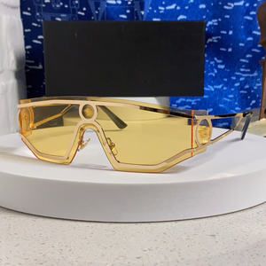 2025新スタイルメタル特大サングラスユニセックスワンピースデザイナーインスパイアアイウェア - Product Image 3