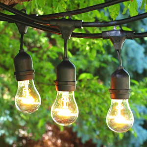 Guirnaldas de Luces LED E26 E27 para Exteriores, Cuerpo de Lámpara de Hierro Impermeable, 50V, Certificación CE, Garantía de 2 Años - Product Image 1