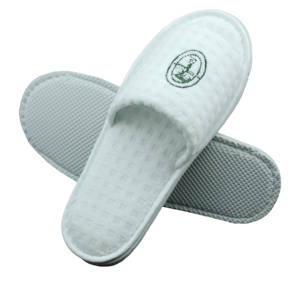 Vente en gros de pantoufles chinoises pantoufles d'hôtel en molleton de <span class=keywords><strong>velours</strong></span> corail avec logo personnalisé pantoufles jetables d'hôtel - Product Image 2