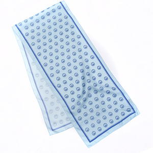 OEM sản xuất sang trọng màu xanh trắng vòng floular khăn cá nhân lụa Twill chiếc khăn & khăn choàng tùy chỉnh in ấn cho phụ nữ - Product Image 3