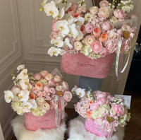 Boîtes d'emballage ovales de luxe 2026, boîte cadeau ronde pour bouquet, boîte ovale pour cadeau d'anniversaire avec logo personnalisé et finition en velours