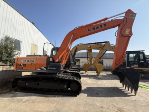 High-Quality Original Used Hitachi ZX160 Crawler Excavator, 16Ton Japanese Digger, Full Original <b>Paint</b> For Sale - Product Image 2