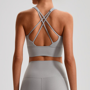 Nouveau soutien-gorge de sport sexy en nylon couleur unie, décolleté bas, dos ouvert, extensible, pour le fitness, avec bretelles croisées, pour femme - Product Image 1