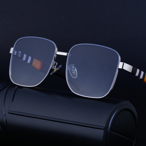 <span class=keywords><strong>Lunettes</strong></span> <span class=keywords><strong>de</strong></span> <span class=keywords><strong>soleil</strong></span> <span class=keywords><strong>tendance</strong></span> Partagas, design personnalisé, logo personnalisé, monture carrée en métal, UV400, pour femmes et hommes - Product Image 4